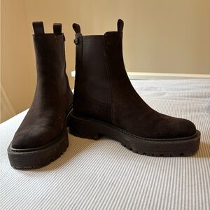 Sam Edelman Laguna Chelsea Boot